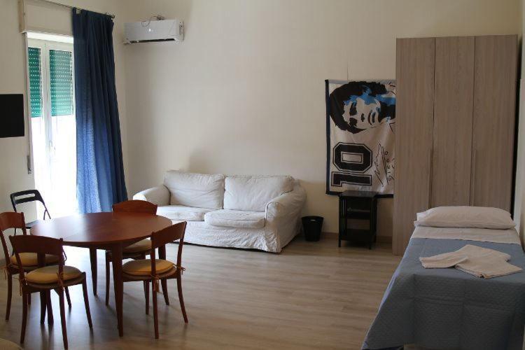 Отель Keira House Napoli Экстерьер фото